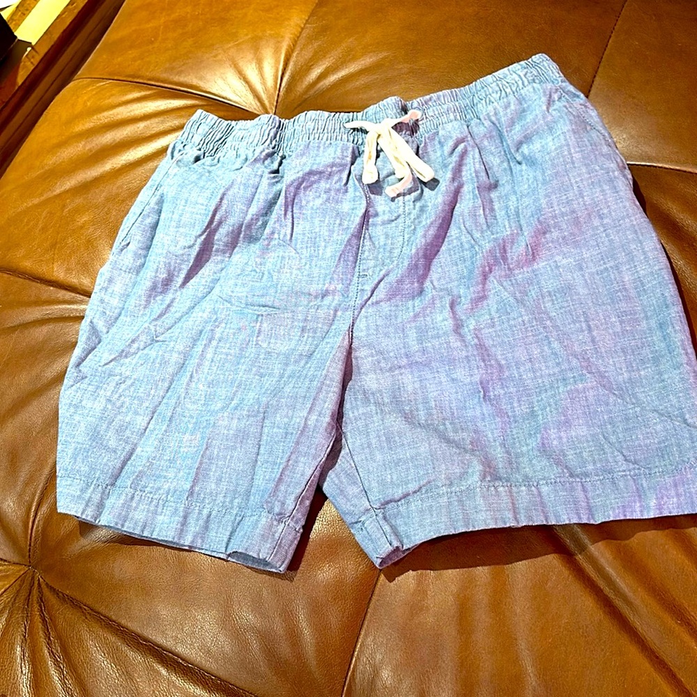 Men’s casual shorts